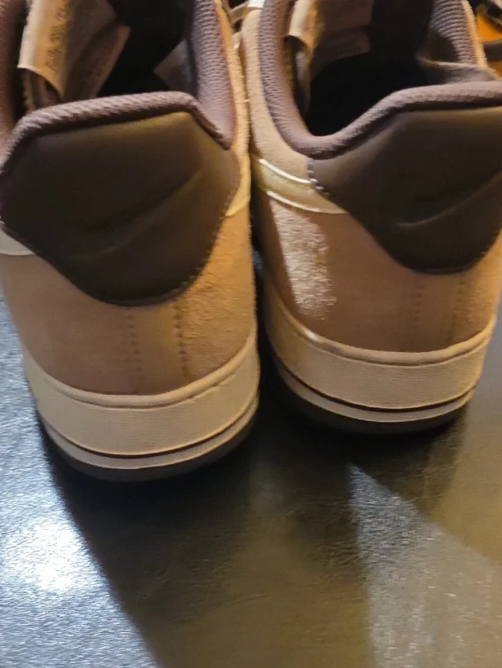 Nike Men’s Low-Top Sneakers in Brown and Cream